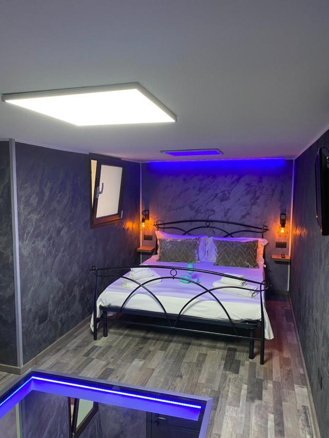 Il Cortiletto28 Rooms & House سيراكوزا المظهر الخارجي الصورة